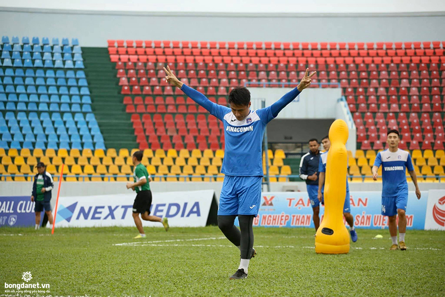 B&agrave; x&atilde; Mạc Hồng Qu&acirc;n: 'Đ&oacute;i th&igrave; lấy sức đ&acirc;u m&agrave; c&agrave;y' - Ảnh 1