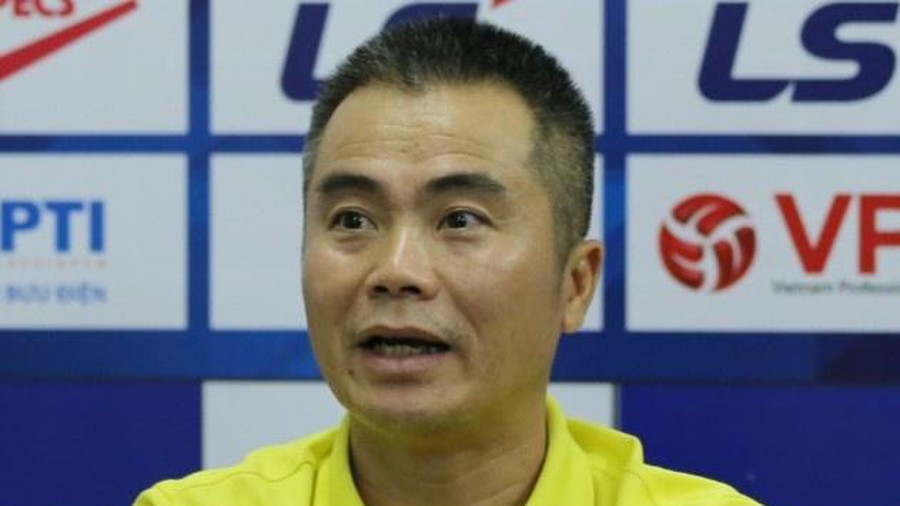 HLV Phạm Minh Đức v&agrave; Hồng Lĩnh H&agrave; Tĩnh &lsquo;đường ai nấy đi' - Ảnh 1