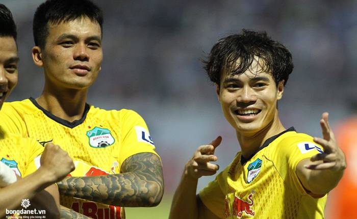 HLV Kiatisak trở lại HAGL l&agrave; từ đề xuất của tiền vệ Tuấn Anh - Ảnh 1