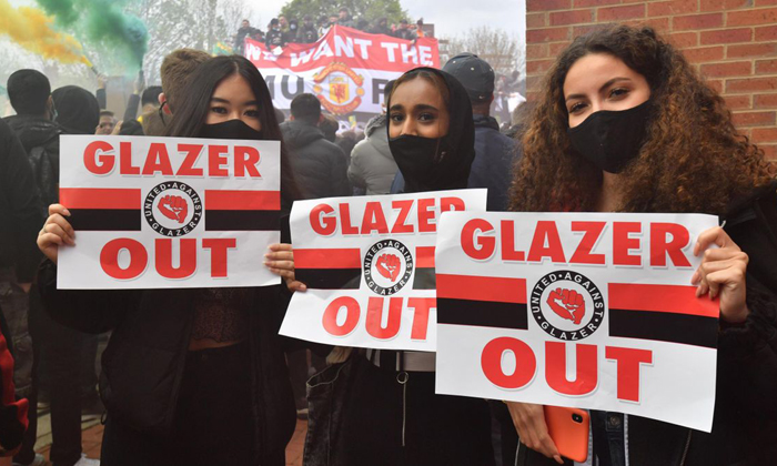 V&igrave; sao trận MU vs Liverpool bị ho&atilde;n, bao giờ đ&aacute; lại? - Ảnh 1