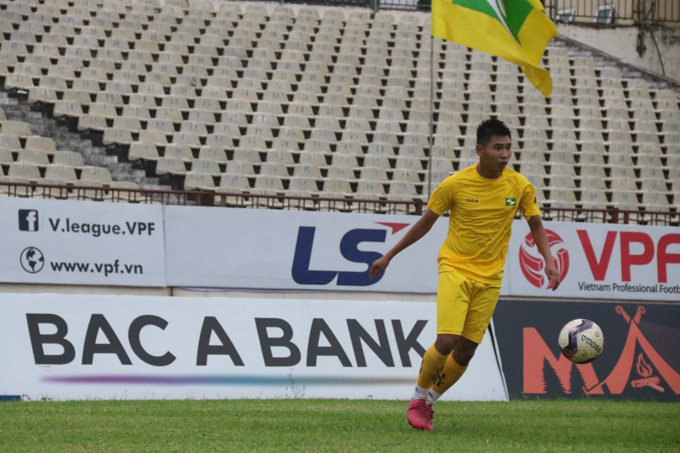 V&ograve;ng 13 V.League 2021: SLNA tăng cường hỏa lực đấu H&agrave; Nội FC - Ảnh 1
