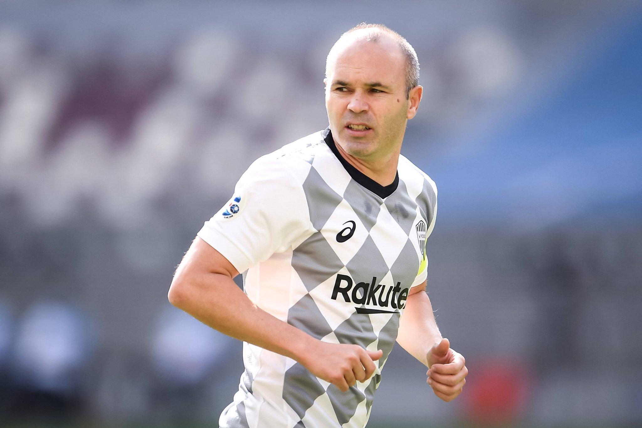 Iniesta ho&atilde;n ng&agrave;y treo gi&agrave;y, tiếp tục gia hạn với Vissel Kobe - Ảnh 1