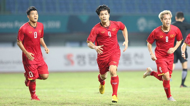 Thầy Park đảo ngược c&aacute;ch sử dụng C&ocirc;ng Phượng, Văn To&agrave;n của HAGL - Ảnh 1