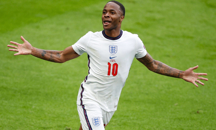 Đội h&igrave;nh kết hợp Italia vs Anh: Thủ Anh, tiền vệ Italia, c&ocirc;ng chia đ&ocirc;i - Ảnh 3