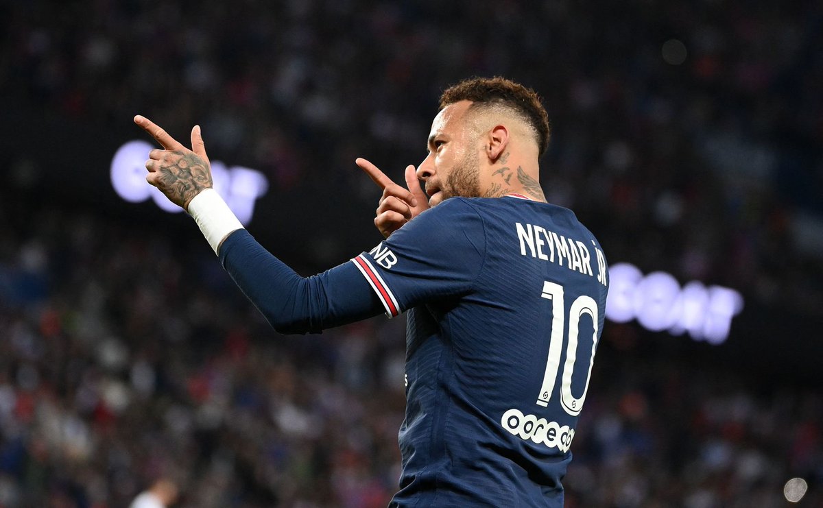 Bị ch&iacute;nh CĐV đội nh&agrave; la &oacute;, Neymar bu&ocirc;ng lời th&aacute;ch thức - Ảnh 2