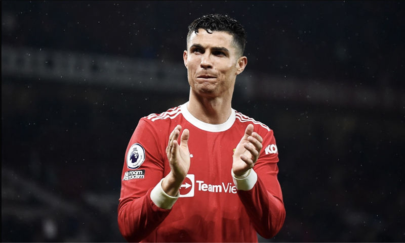 Bản tin Man United 5/5: Ronaldo b&aacute;c bỏ tin đồn; Quỷ Đỏ chia tay Wan-Bissaka - Ảnh 1