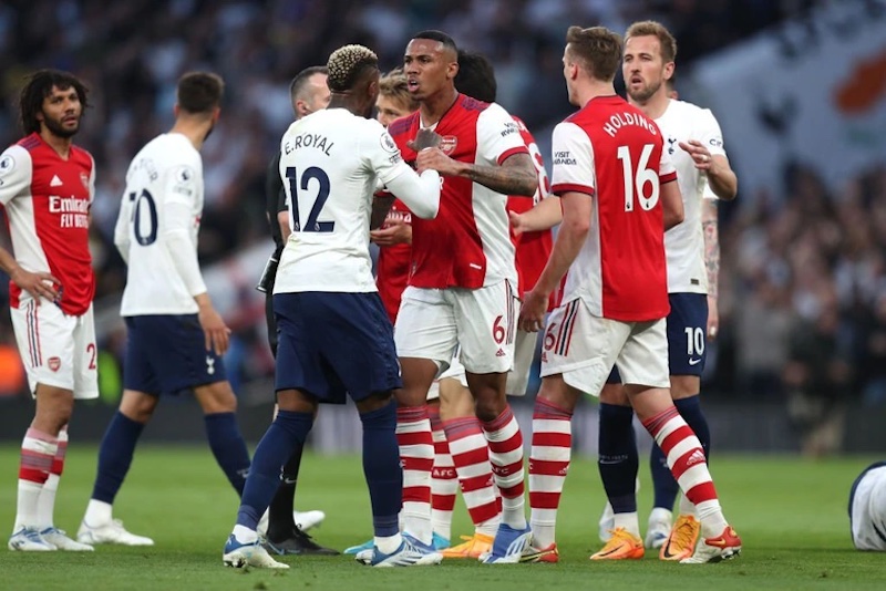 Tin s&aacute;ng 13/5: Arsenal 'đại bại' trước Tottenham; Ronaldo vượt qua kỷ lục của Rooney - Ảnh 1