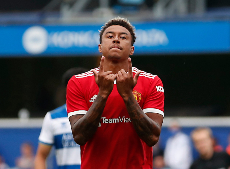 Rio Ferdinand chỉ tr&iacute;ch anh trai Lingard: 