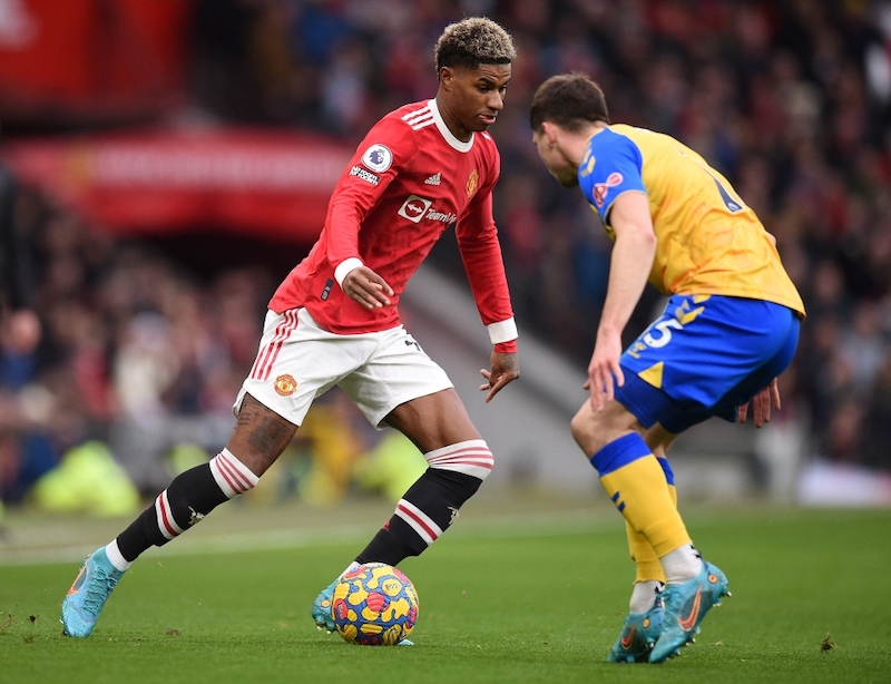 Người cũ : &ldquo;Rashford đừng cố sao ch&eacute;p Ronaldo&rdquo; - Ảnh 2