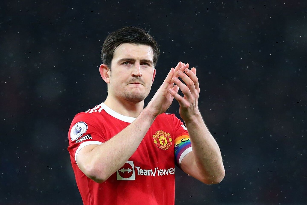 Ronaldo v&agrave; Maguire khiến ph&ograve;ng thay đồ của Man United 