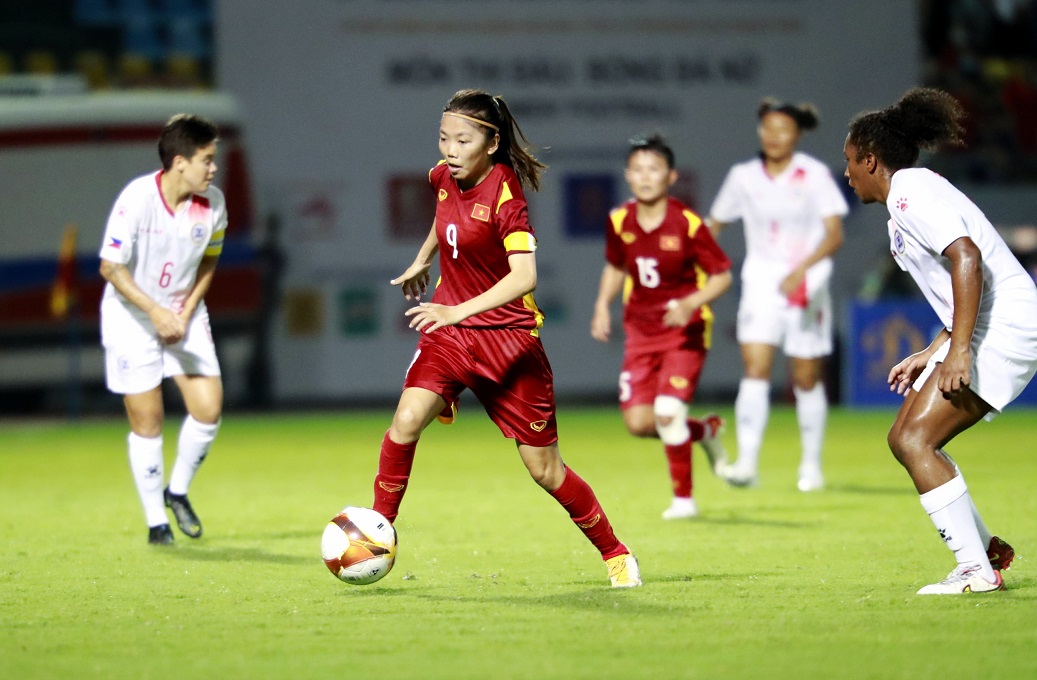 Tip kèo miễn phí chất lượng cao hôm nay ngày 13/7: Olot vs Barcelona - Ảnh 1