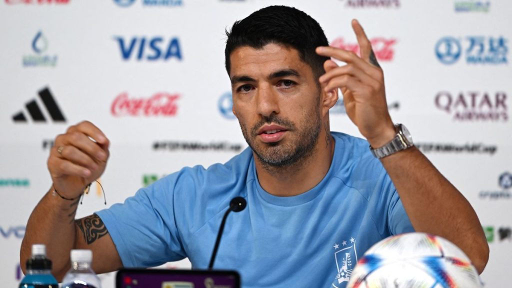 Luis Suarez c&aacute;o buộc FIFA chống lại Uruguay - Ảnh 2