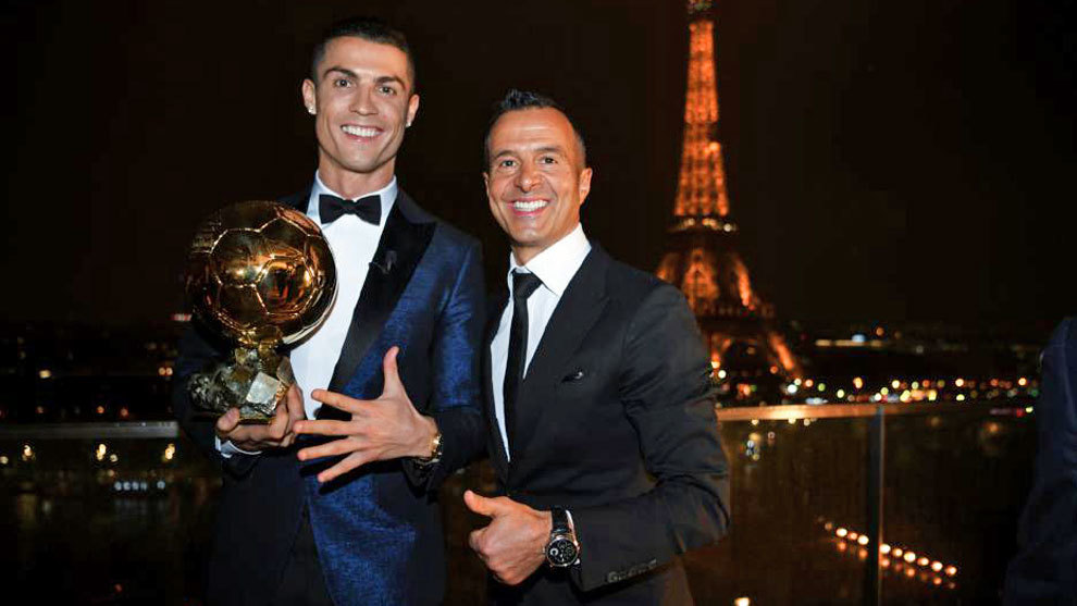 Ronaldo từng đưa ra những y&ecirc;u s&aacute;ch v&ocirc; l&yacute; trước khi sa thải Jorge Mendes - Ảnh 1