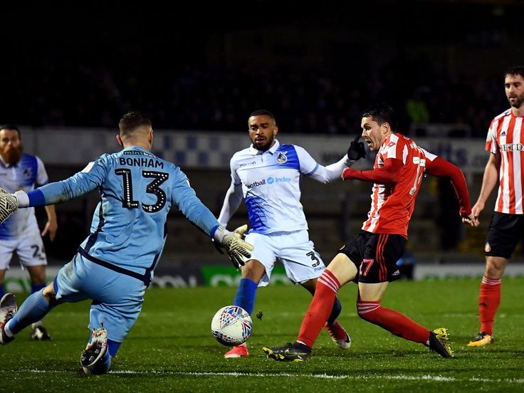 Soi kèo bóng đá Anh hôm nay 18/2: Luton Town vs Burnley - Ảnh 1