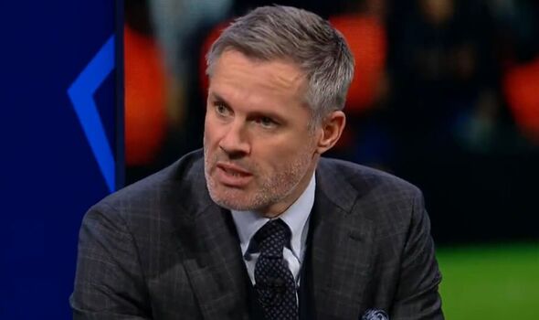 Carragher ch&ecirc; Van Dijk hết thời, đ&ograve;i Klopp l&agrave;m một việc đi&ecirc;n rồ - Ảnh 1