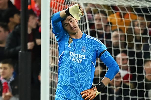 Courtois: &ldquo;T&ocirc;i mắc sai lầm, may m&agrave; c&oacute; đồng đội sửa chữa&rdquo; - Ảnh 2