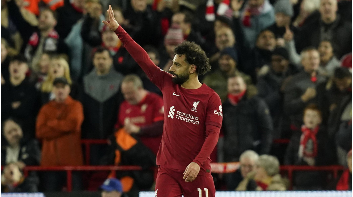 Salah ch&iacute;nh thức ph&aacute; kỷ lục vĩ đại của Gerrard - Ảnh 1