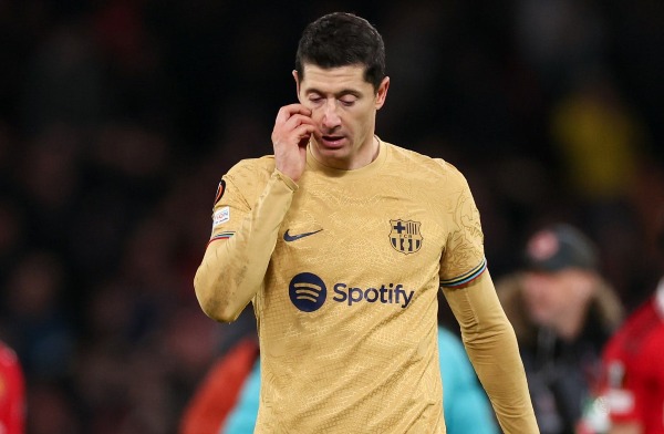 Barca chịu thiệt th&ograve;i cực lớn trước thềm Si&ecirc;u kinh điển - Ảnh 2