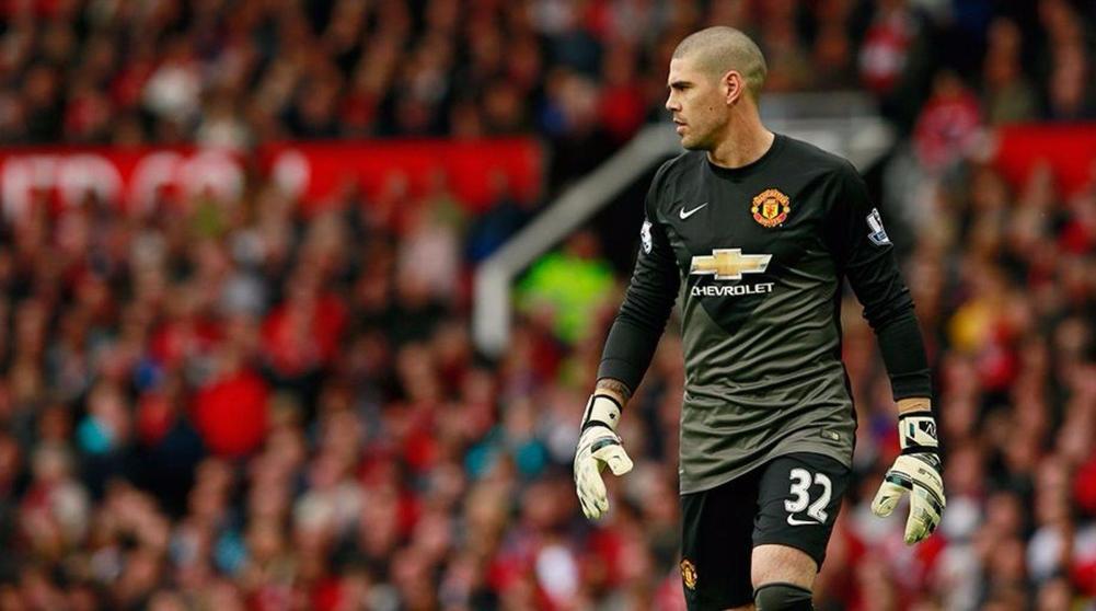 Đội h&igrave;nh khiến CĐV 