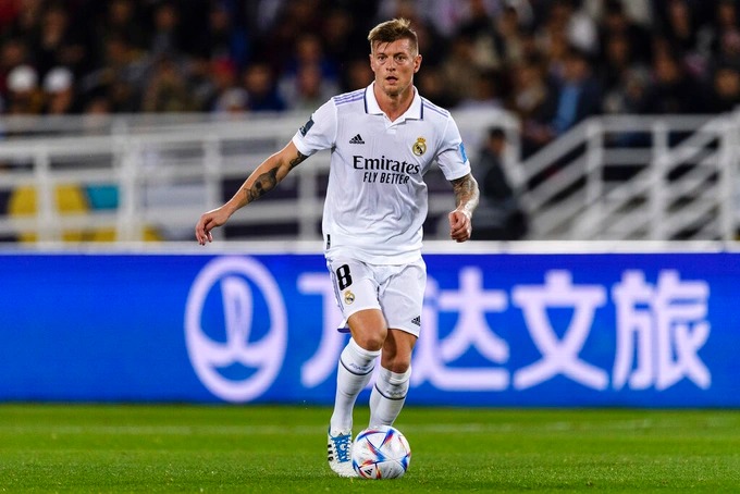 Si&ecirc;u đội h&igrave;nh miễn ph&iacute; h&egrave; 2023: Messi c&oacute; b&oacute;ng, Benzema đang di chuyển - Ảnh 4