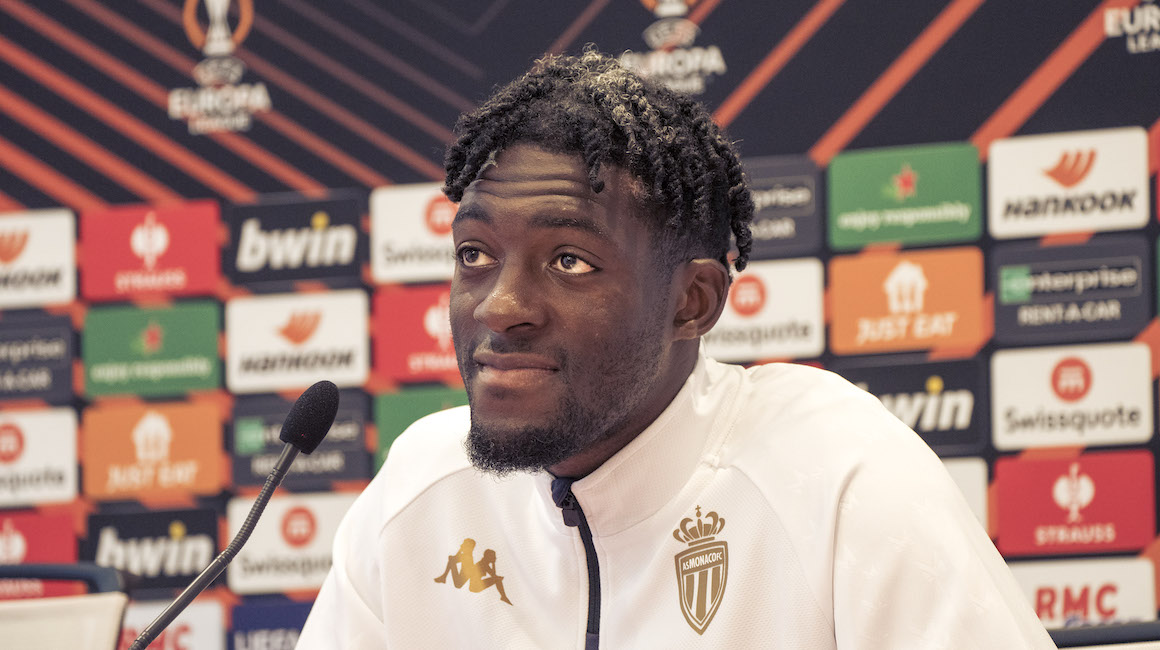 Tin M.U s&aacute;ng 22/3: Nhắm Van Der Sar đệ nhị; M.U sắp ph&aacute; kỷ lục của l&agrave;ng thể thao - Ảnh 2