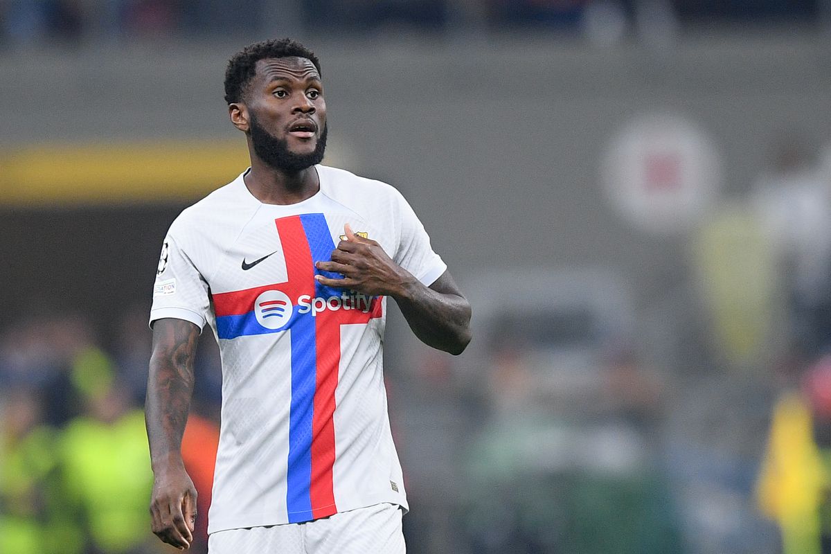 Tin Barca tối 24/3: Messi c&oacute; thể trở lại Barca; Kessie l&agrave;m r&otilde; tin đồn ra đi - Ảnh 2