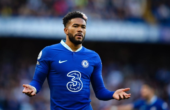 Bản tin tối 10/4: Carragher t&acirc;ng bốc Van Dijk l&ecirc;n m&acirc;y; Benzema từ chối Ả Rập - Ảnh 3