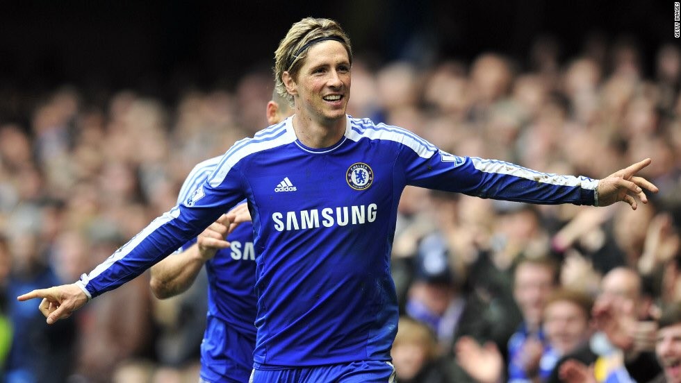 Top 5 bom tấn xịt đ&aacute;ng qu&ecirc;n nhất trong lịch sử Premier League - Ảnh 5