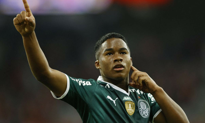 Top 5 cầu thủ tuổi teen đắt nhất lịch sử b&oacute;ng đ&aacute;: Số 1 bỏ xa phần c&ograve;n lại - Ảnh 3