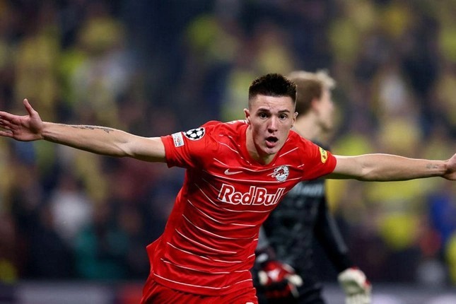 Tin M.U tối 15/4: Gấp r&uacute;t n&acirc;ng cấp h&agrave;ng thủ; Casemiro c&oacute; thể phải đ&aacute; trung vệ - Ảnh 2