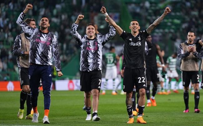 Bị phạt su&yacute;t xuống hạng, Juventus bất ngờ trở lại top 3 Serie A - Ảnh 1