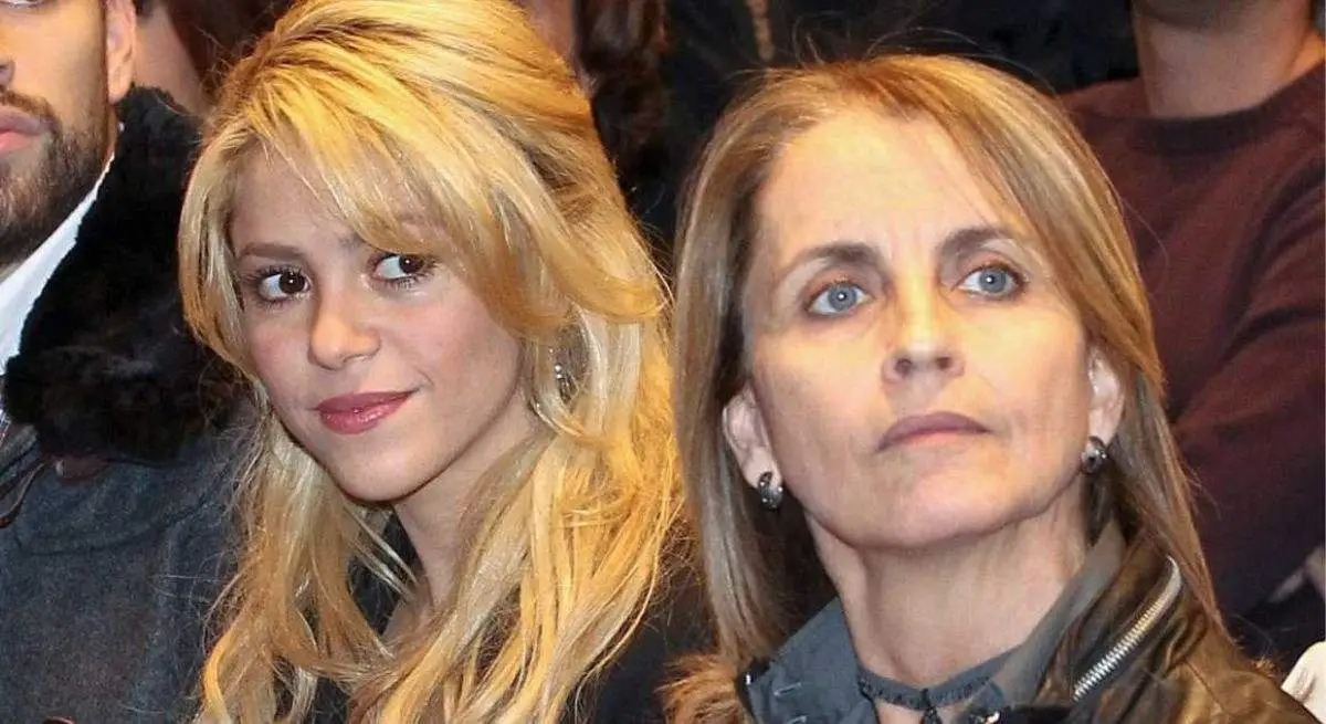 Mẹ Pique t&aacute;c động vật l&yacute; thẳng v&agrave;o mặt 