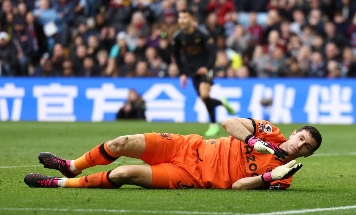 Top 5 đội b&oacute;ng phản lưới nhiều nhất trong lịch sử Ngoại Hạng Anh - Ảnh 4