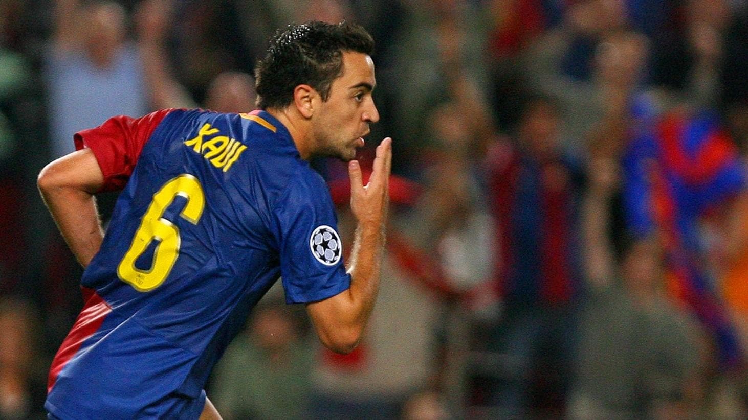 Huyền thoại Rio Ferdinand chỉ ra 3 tiền vệ xuất sắc nhất mọi thời đại - Ảnh 1