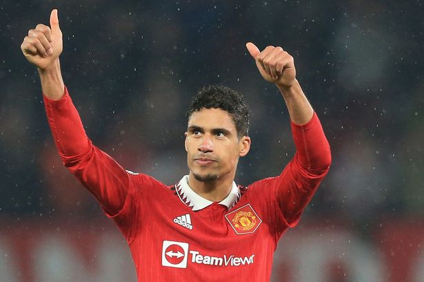 Tin M.U s&aacute;ng 6/5: Trụ cột sắp trở lại; Hết cơ hội chi&ecirc;u mộ sao Napoli - Ảnh 1