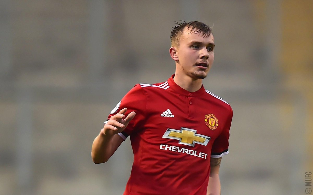 Top 6 thần đồng của l&ograve; Carrington bị l&atilde;ng qu&ecirc;n ở Man United - Ảnh 6