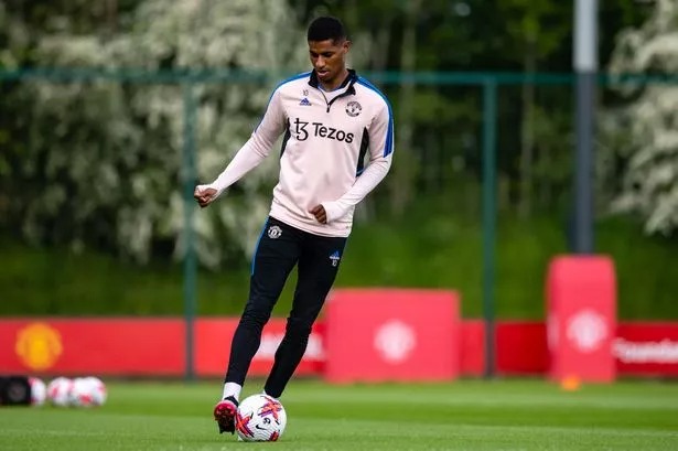 Tin M.U s&aacute;ng 24/5: Đ&oacute;n c&uacute; h&iacute;ch lớn trước Chelsea; Ng&atilde; ngửa thương vụ Neymar - Ảnh 1