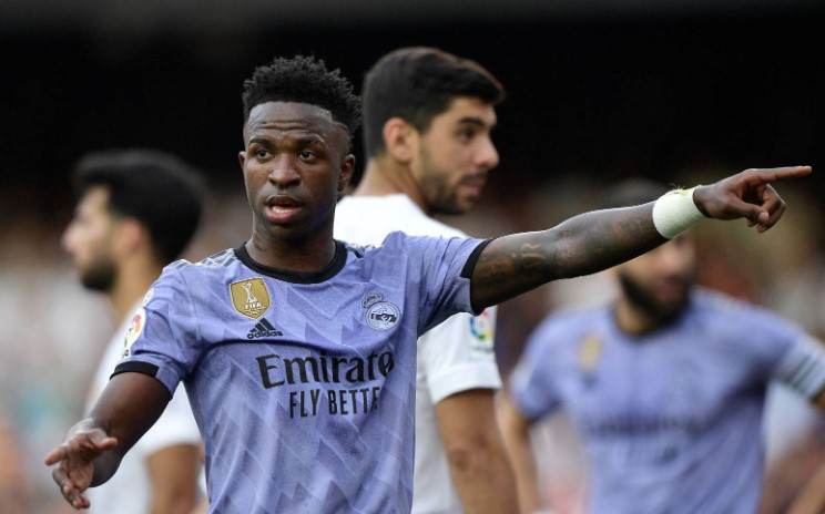 Pep Guardiola: &ldquo;La Liga n&ecirc;n học hỏi Premier League điều n&agrave;y&rdquo; - Ảnh 2