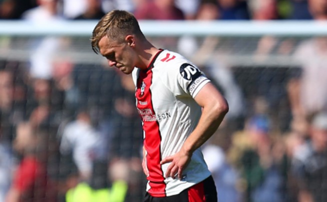 4 m&oacute;n hời từ c&aacute;c CLB xuống hạng cho tuyến giữa của Man United - Ảnh 2