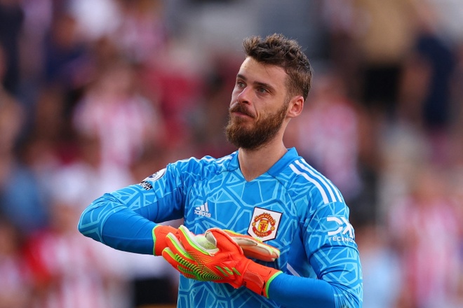 Đội h&igrave;nh bom tấn 