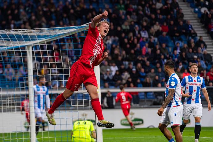 Tip kèo miễn phí chất lượng cao hôm nay 4/6: Twente vs Heerenveen - Ảnh 1