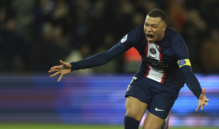 Đội h&igrave;nh xuất sắc nhất ch&acirc;u &Acirc;u 2023: Tam tấu Gen Z g&aacute;nh cả h&agrave;ng c&ocirc;ng - Ảnh 5