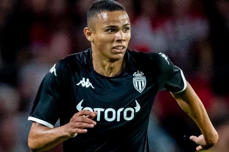 M.U đưa Cafu mới v&agrave;o tầm ngắm: 1 b&agrave;n, 4 kiến tạo sau 39 trận - Ảnh 1