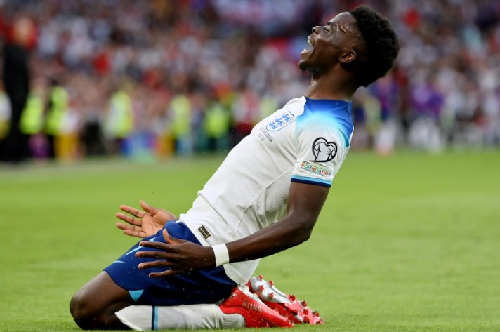 HLV Southgate hết lời ca ngợi ng&ocirc;i sao của Arsenal - Ảnh 2