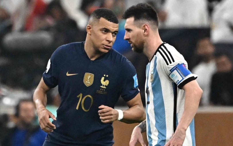 Messi gợi &yacute; bến đỗ cho Mbappe trước khi rời PSG - Ảnh 1