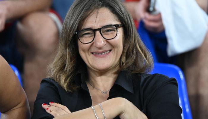 Người đại diện Hakimi c&ocirc;ng khai chỉ tr&iacute;ch mẹ của Mbappe - Ảnh 1