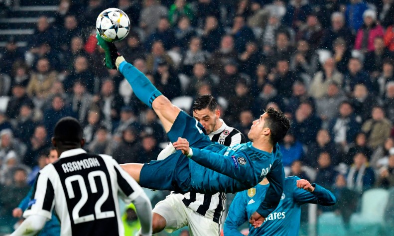 Top 5 si&ecirc;u kỷ lục Ronaldo nắm giữ c&oacute; thể kh&ocirc;ng bao giờ bị x&ocirc; đổ - Ảnh 2