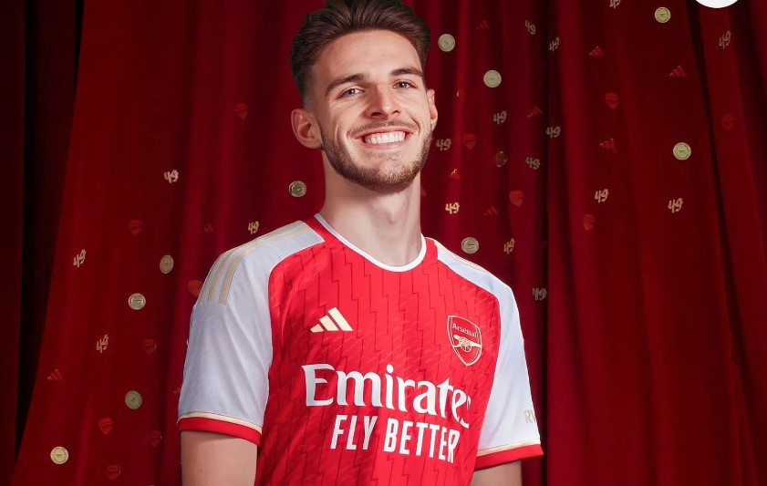 N&oacute;ng! Arsenal ch&iacute;nh thức chi&ecirc;u mộ th&agrave;nh c&ocirc;ng bom tấn Declan Rice - Ảnh 1