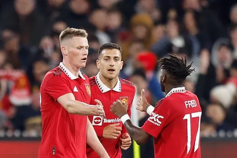 Roy Keane chỉ đ&iacute;ch danh 3 cầu thủ khiến M.U m&atilde;i kh&ocirc;ng thể v&ocirc; địch - Ảnh 1