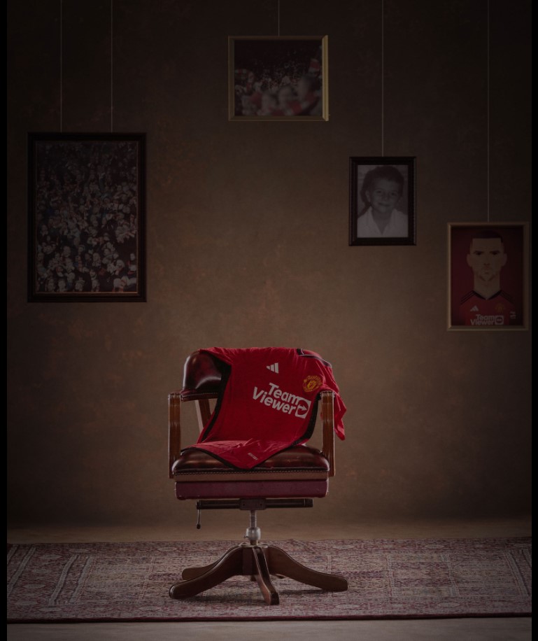 Ch&iacute;nh thức! Man United c&ocirc;ng bố bom tấn đầu ti&ecirc;n của m&ugrave;a giải mới - Ảnh 1